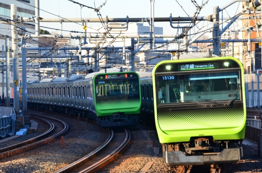 休日おでかけパスで郊外の小さな旅巡り