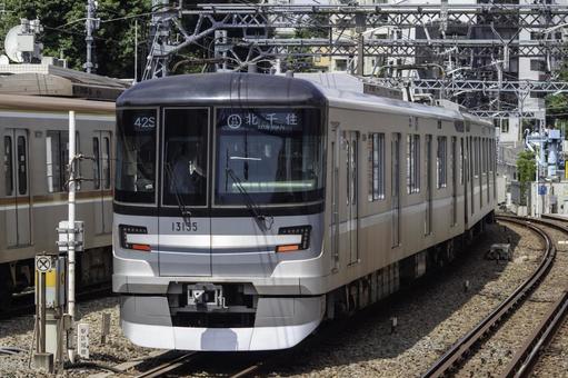 鉄道沿線RUN　 皇居外苑東京メトロ線沿線を走る